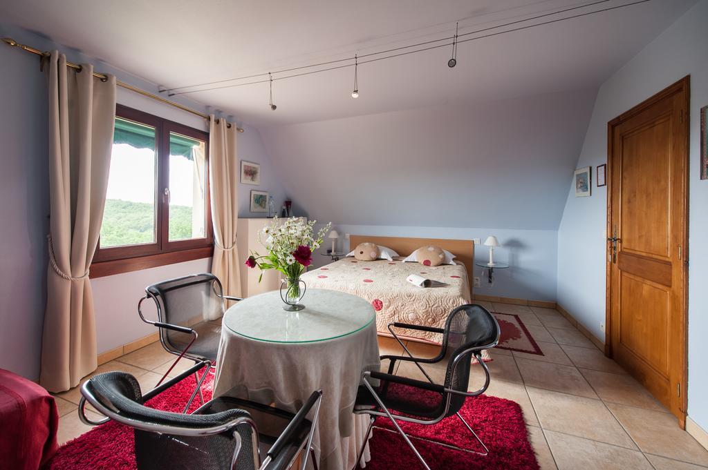 Villa Touloumo Mayrac Rum bild